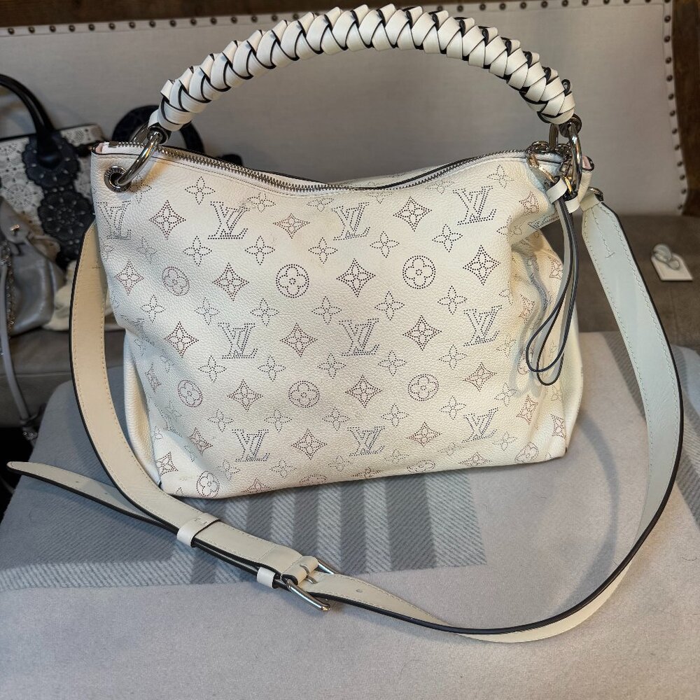 Louis Vuitton Beaubourg Hobo Mm - Picture 1 of 12
